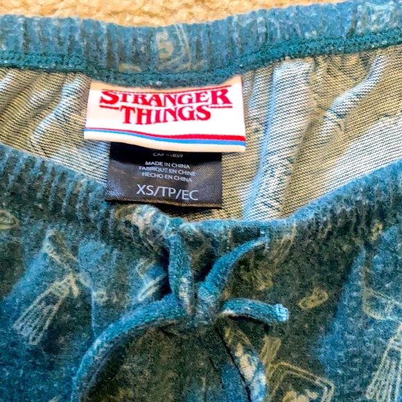 Stranger Things Shorts - Sz XS - Picture 2 of 4